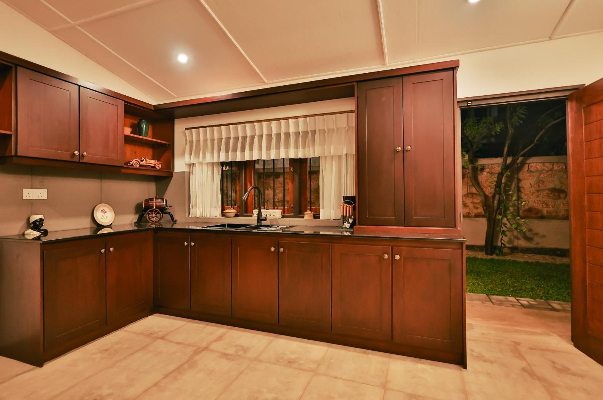 City Oasis 66 เนกอมโบ ภายนอก รูปภาพ